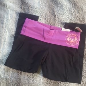 Victoria's secret PINK yoga crop: SOLD
